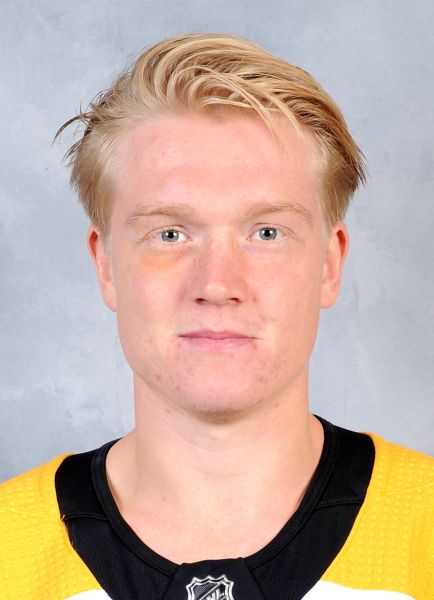 Emil Johansson hockey player photo