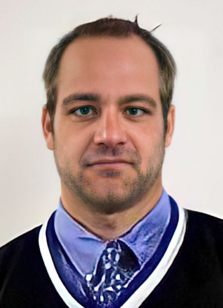 Eric Lind hockey player photo