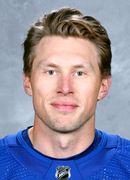 Erik Johnson hockey player photo