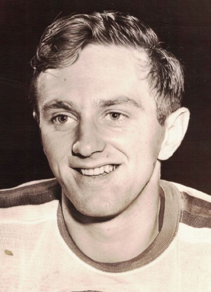 Ernie Dick hockey player photo