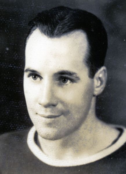 Frank Daley hockey player photo