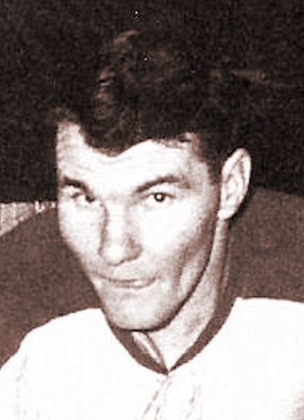 Frank Kuzma hockey player photo