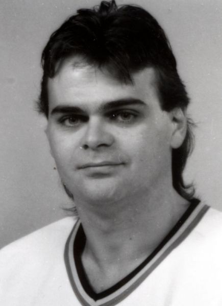 Garth Butcher hockey player photo