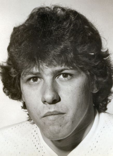 Gary Dillon hockey player photo