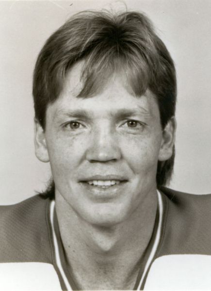 Gary Leeman hockey player photo