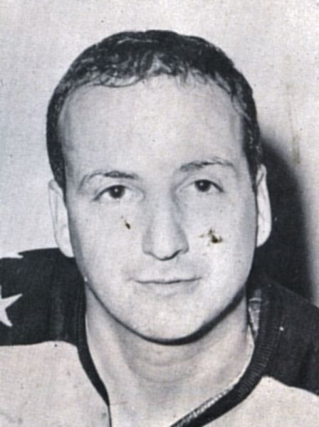 Gaston Yackel hockey player photo