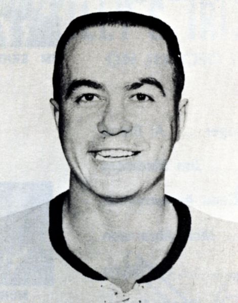 Gene Achtymichuk hockey player photo