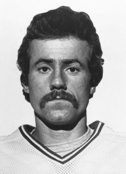 Gerry McDonald hockey player photo