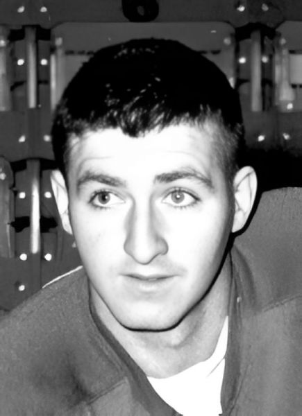 Gil Moffatt hockey player photo