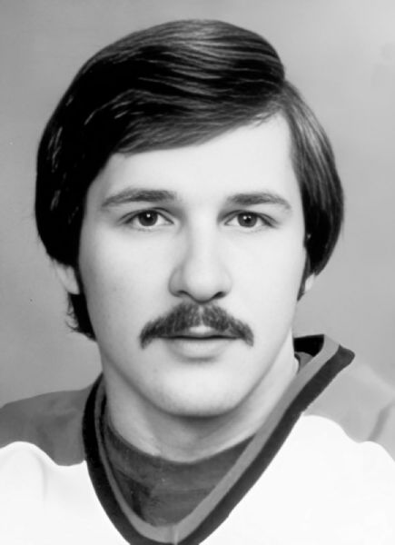 Gilles Meloche hockey player photo