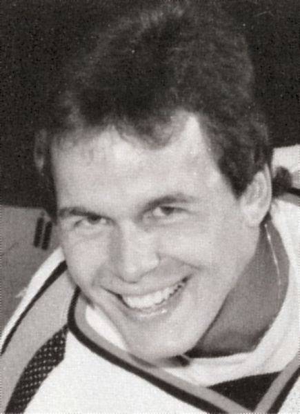Gord Whitaker hockey player photo