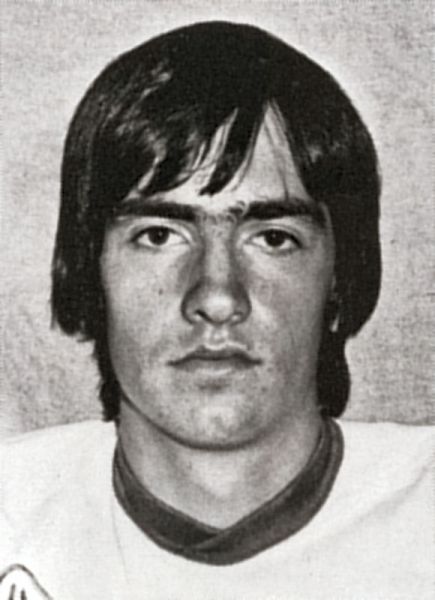 Gordon Stewart hockey player photo