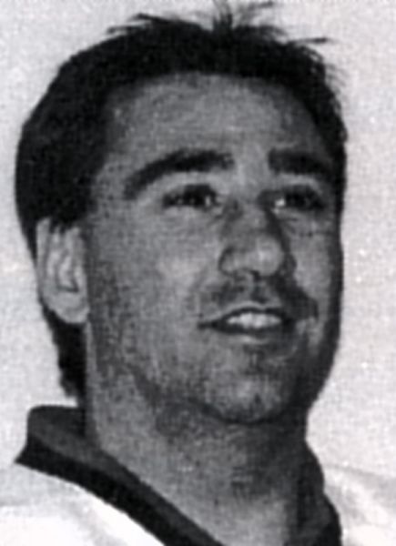 Gus Greco hockey player photo