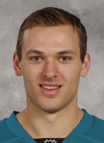 Gus Young hockey player photo