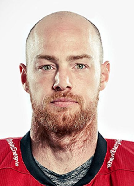 Gustaf Wesslau hockey player photo
