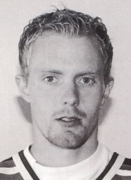 Henrik Smangs hockey player photo