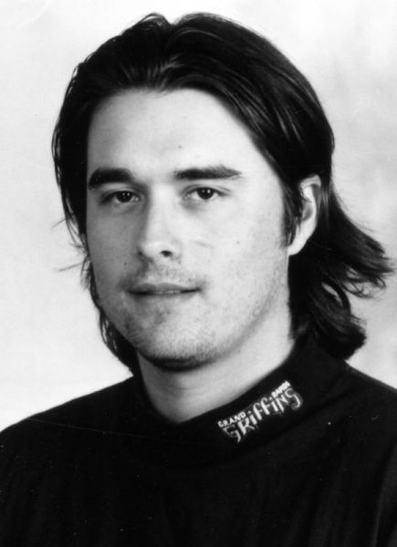 Ian Gordon hockey player photo