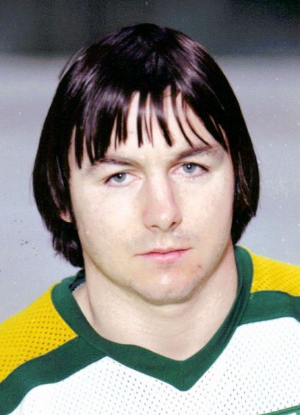 Ian MacPhee hockey player photo
