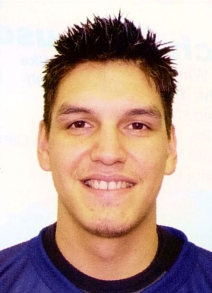 Jamie Muswagon hockey player photo