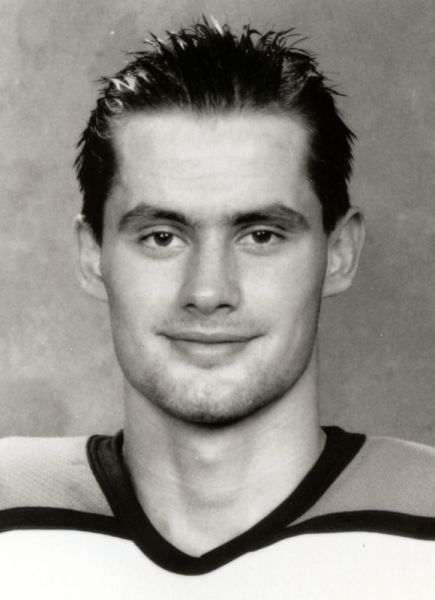 Jan Lipiansky hockey player photo