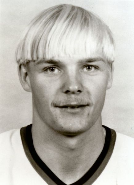 Jari Torkki hockey player photo
