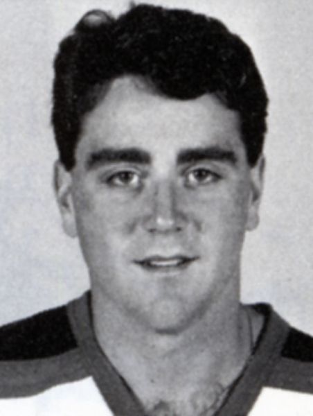 Jeff Gardiner hockey player photo