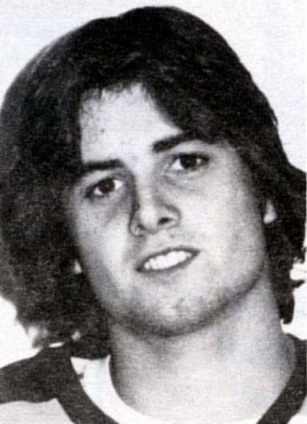 Jerry Howes hockey player photo