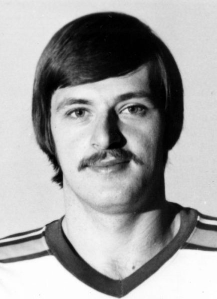 Jim Clarke hockey player photo