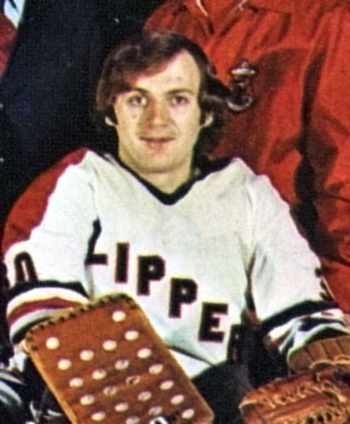 Jim Shaw hockey player photo