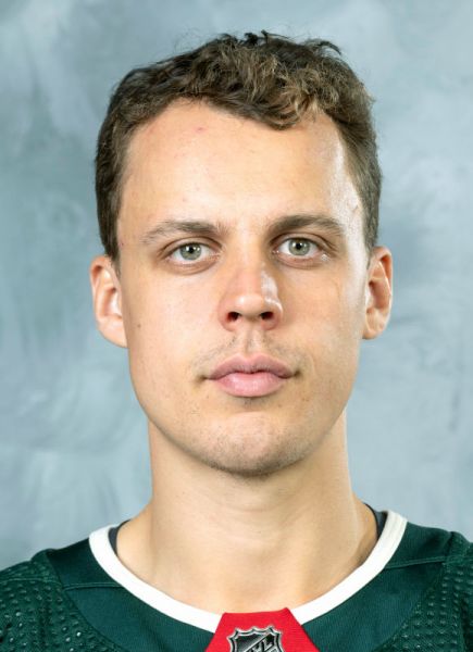 Joel Eriksson Ek hockey player photo