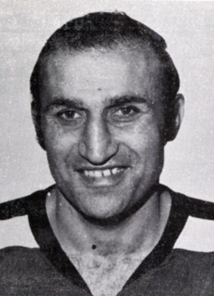 John Hanna hockey player photo