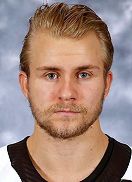 Juuso Ikonen hockey player photo