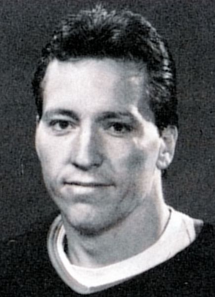 Kevin Evans hockey player photo