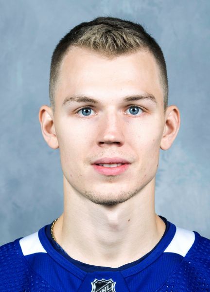 Kirill Semyonov hockey player photo
