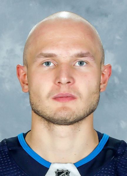 Kristian Vesalainen hockey player photo