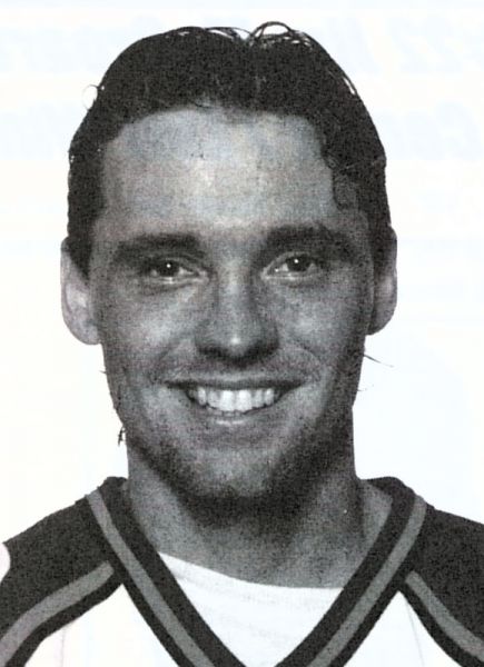 Lee Schill hockey player photo