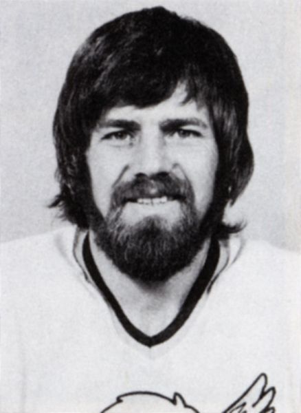 Len Lilyholm hockey player photo