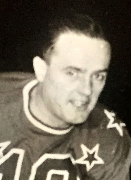 Lester Brennan hockey player photo