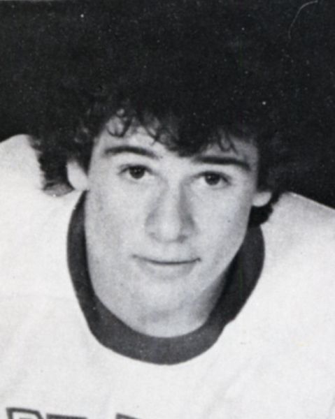 Lou Thomann hockey player photo