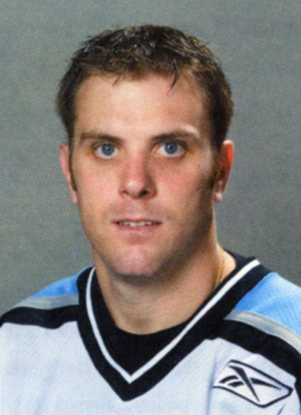 Luke Erickson hockey player photo