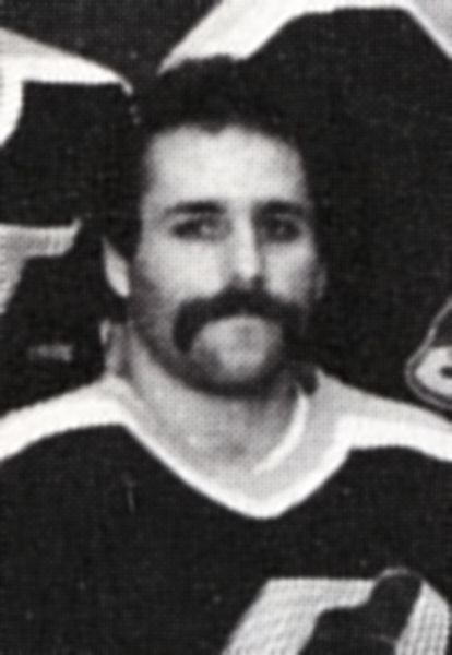 Mark Pletts hockey player photo