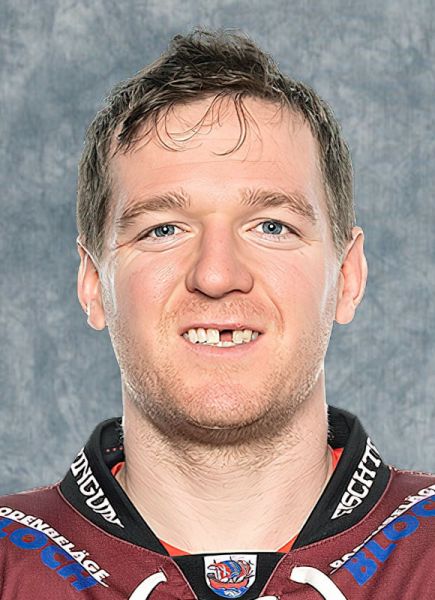 Mark Zengerle hockey player photo