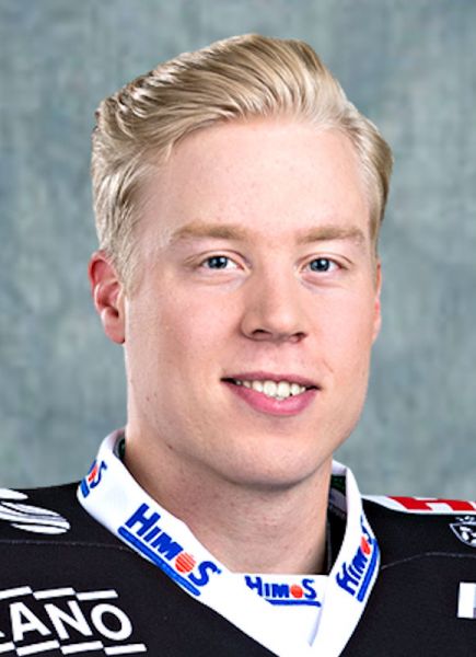 Markus Ruusu hockey player photo