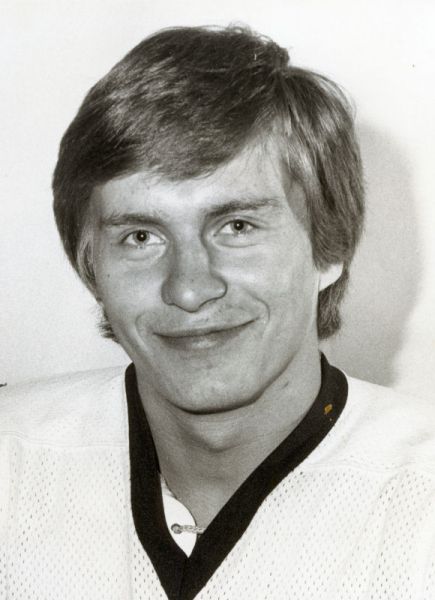 Matti Hagman hockey player photo
