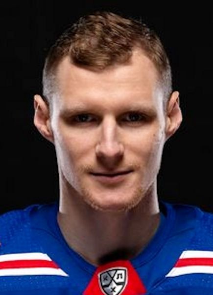 Maxim Karpov hockey player photo