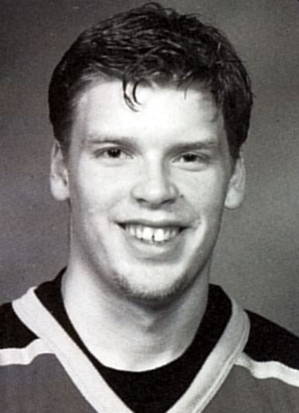 Maxim Linnik hockey player photo
