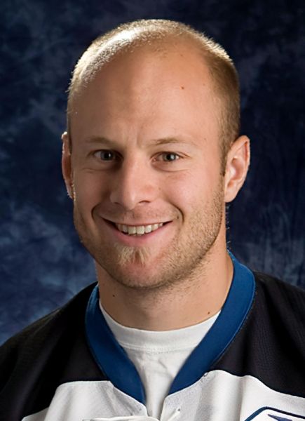 Michael Olson hockey player photo