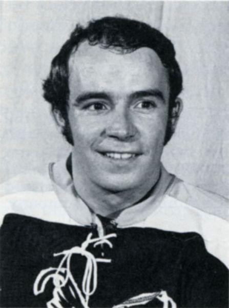 Mike Curran hockey player photo