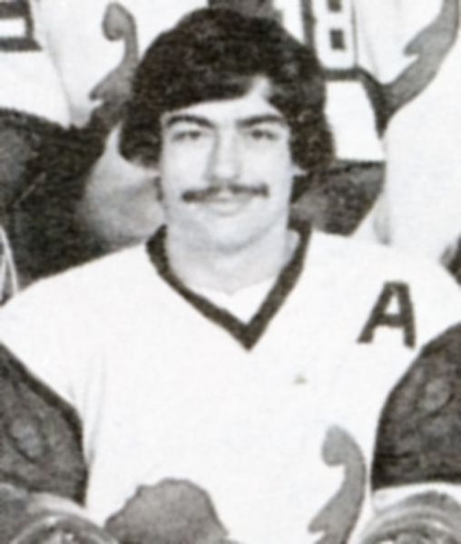 Mike DeMarco hockey player photo