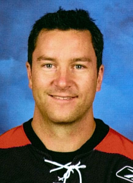 Mike McBain hockey player photo